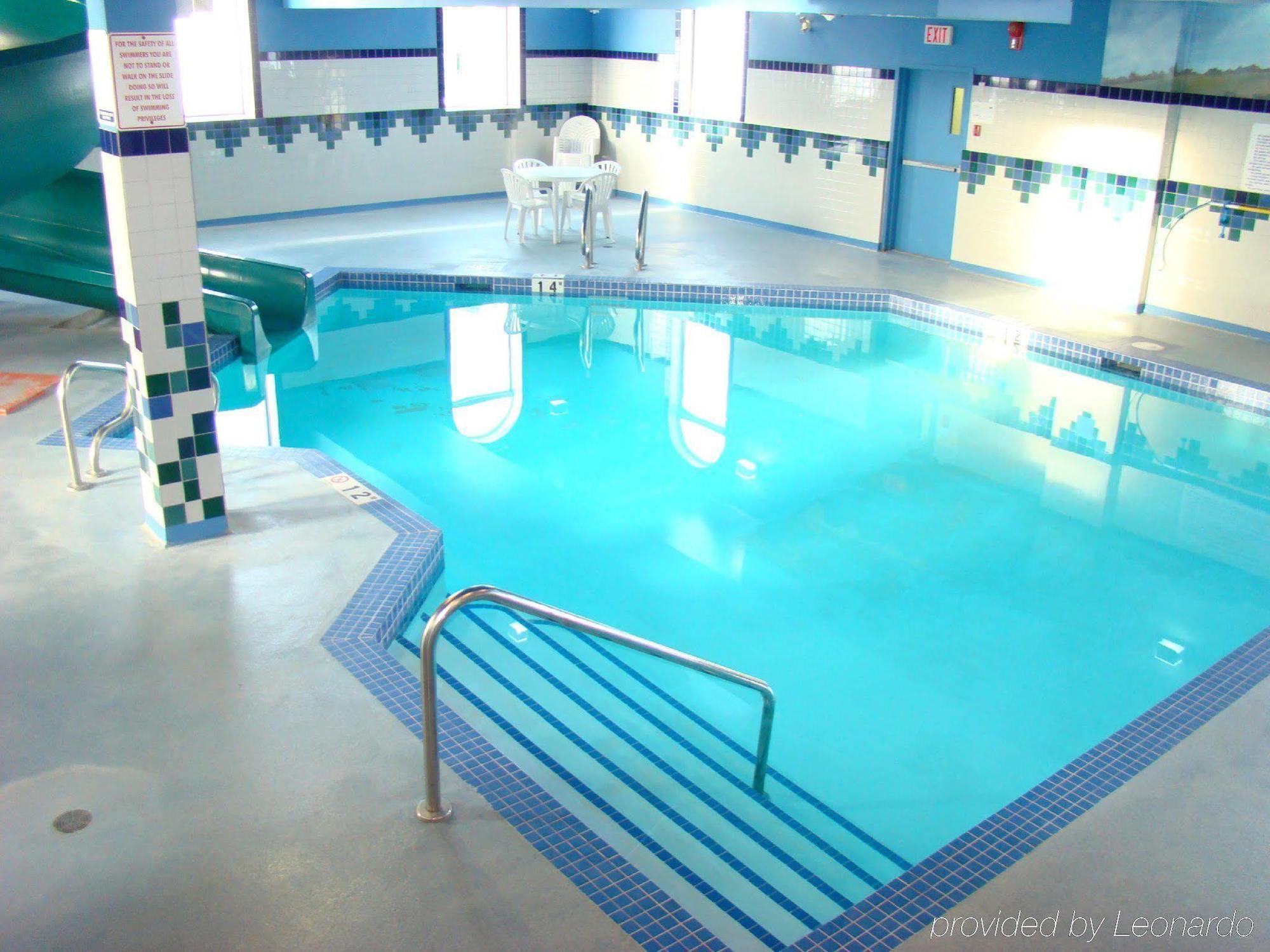 Service Plus Inns And Suites Grande Prairie Fasilitas foto